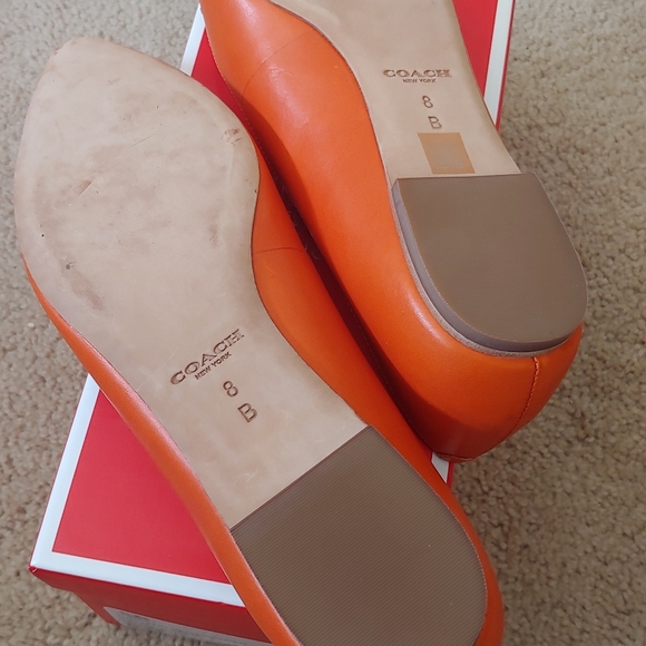 Coach Flats - Picture 2 of 3